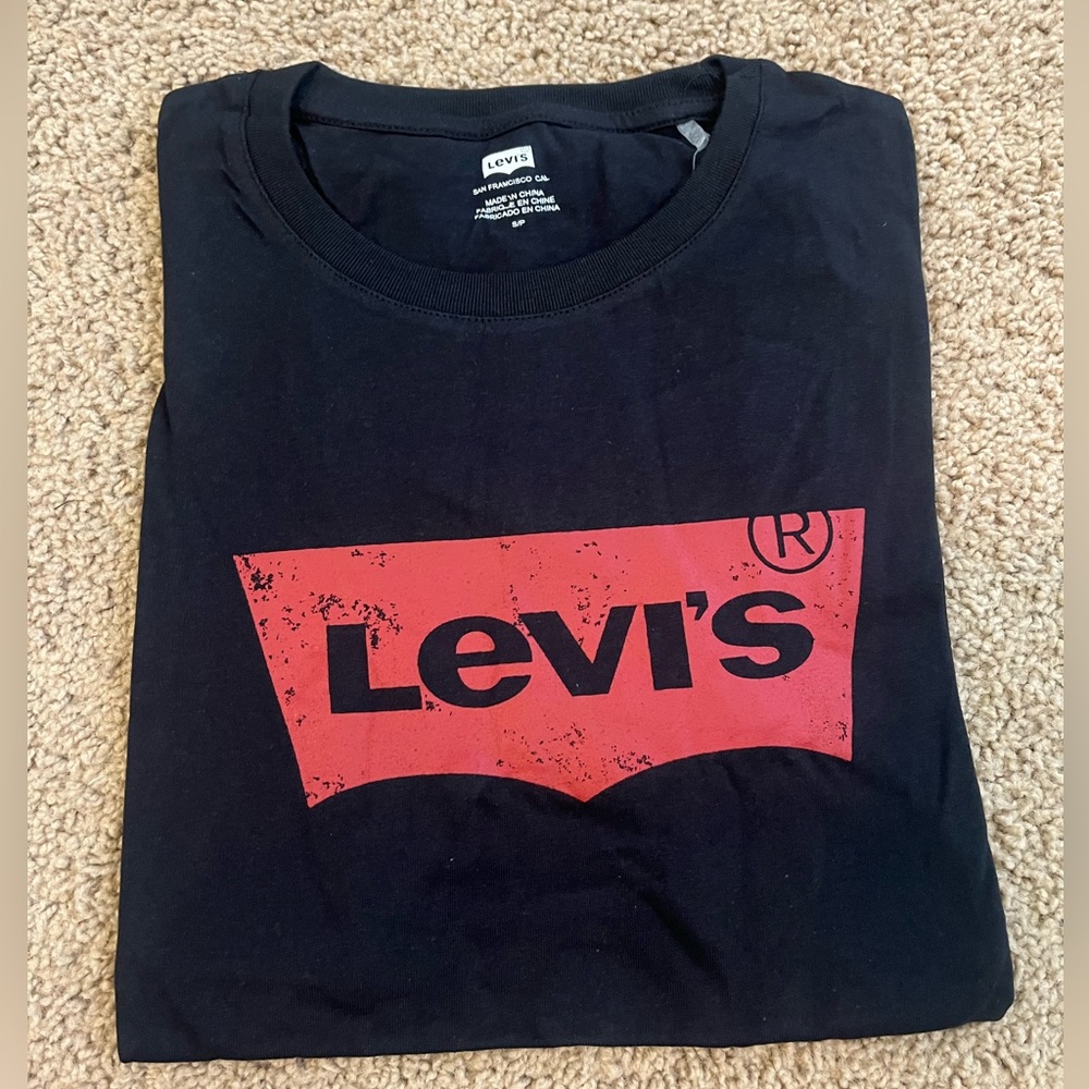 Levi’s Men’s Black Printed Red Logo T-shirt Size S
